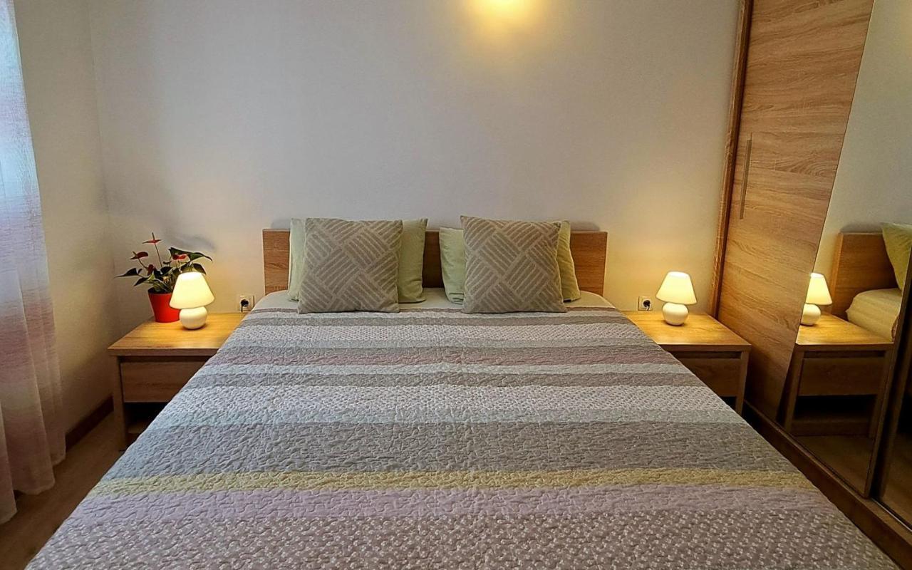 Holiday Apartman Kaštela Kültér fotó